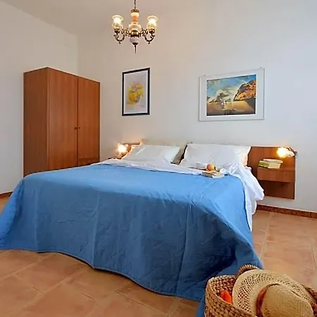 Ξενοδοχείο Modern 700m From The Ideal For 4 Guests Μπιμπιόνε